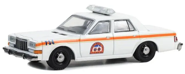 1/64 NYC EMS 1983 Dodge Diplomat