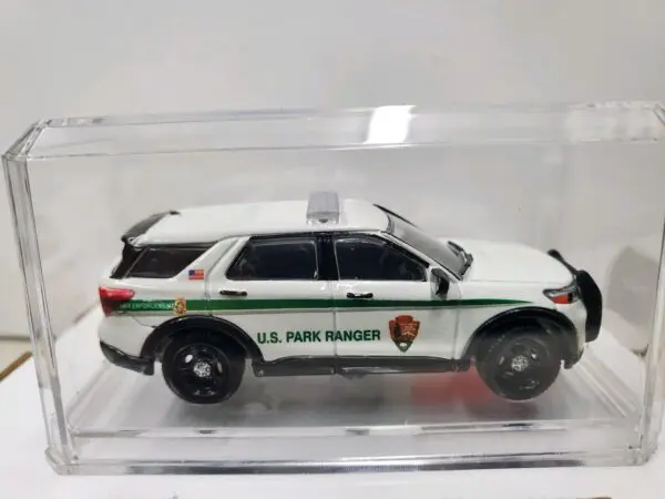 1/64 US Park Ranger  Ford SUV