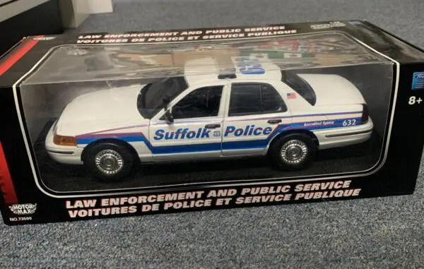 1/18 Ford Crown Victoria SCPD
