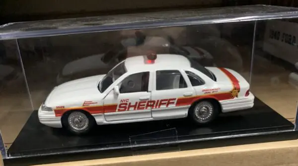 1/43 NYC Sheriff Ford Crown Victoria