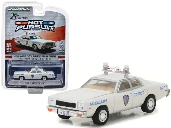 1:64 1977 Plymouth Fury NYPD